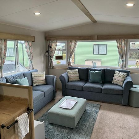 Appleblossom Lodge, Lido Leisure Park, 내어스버러 외부 사진