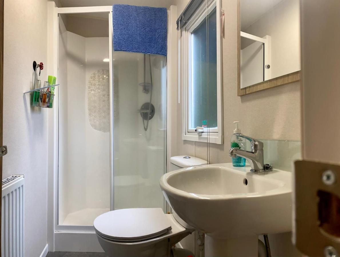 Appleblossom Lodge, Lido Leisure Park, 내어스버러 외부 사진